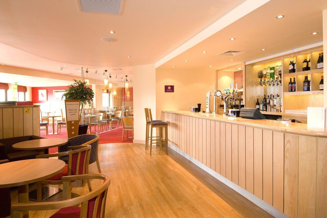 Premier Inn Cambridge Girton  Экстерьер фото
