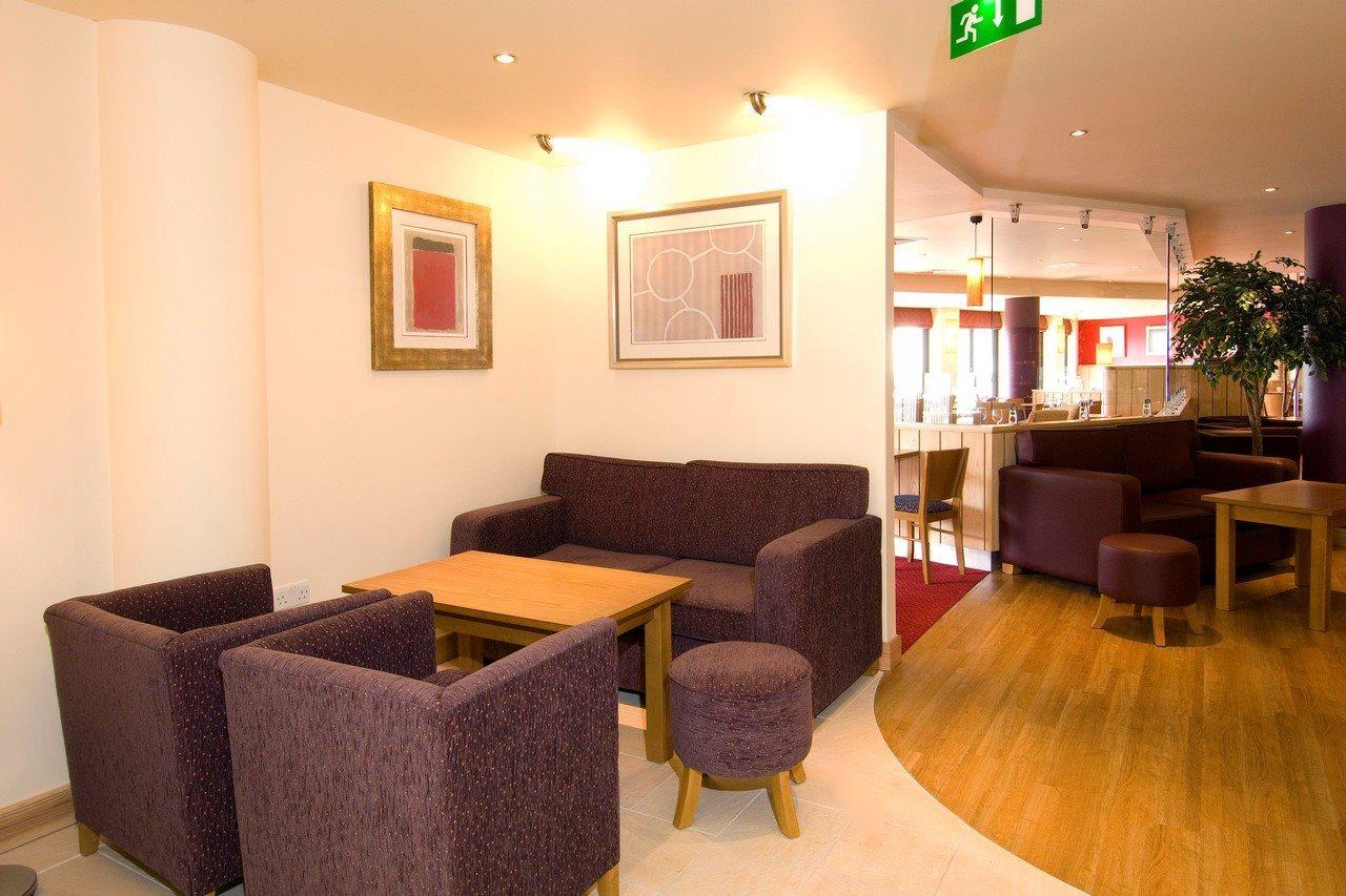 Premier Inn Cambridge Girton  Экстерьер фото