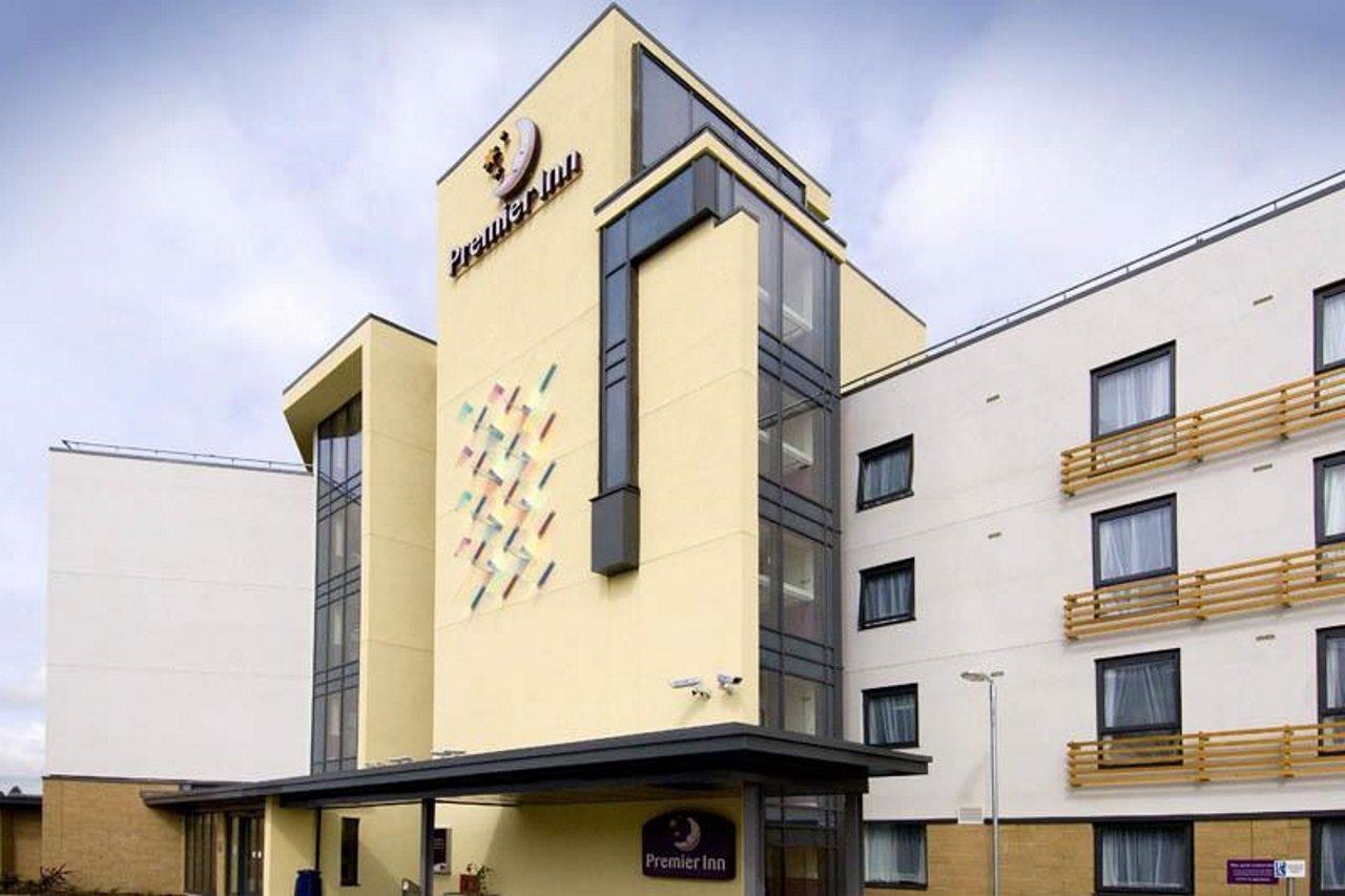 Premier Inn Cambridge Girton  Экстерьер фото