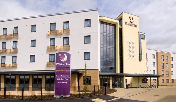 Premier Inn Cambridge Girton  Экстерьер фото
